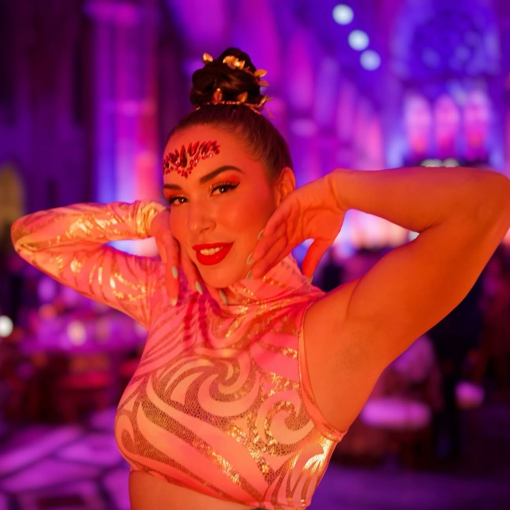 Meet your Posher, Candacd